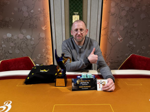 Aleksandr Jelpidiforov – Coolbet Win TV Live aprilliturniiri võitja Bombay Clubis